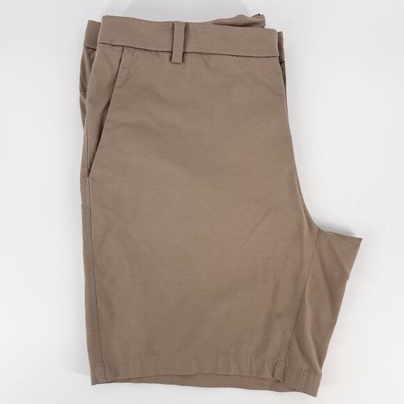 Lululemon Men's ABC Classic Fit Shorts Tan Size 40 Preppy Chino Pockets EUC - Picture 2 of 7